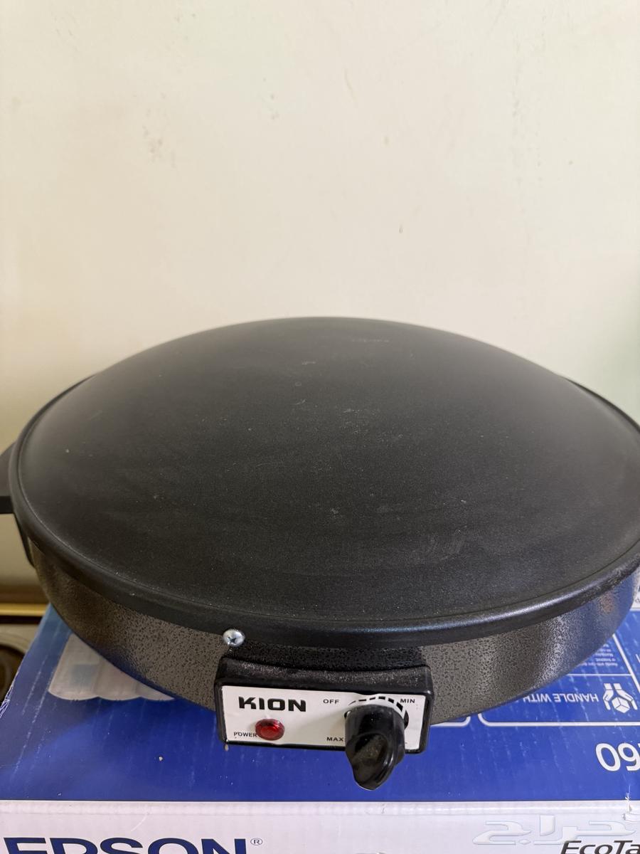 A printer in good condition and an excellent electric pot, used moderately and electrically sound.63197346265090111