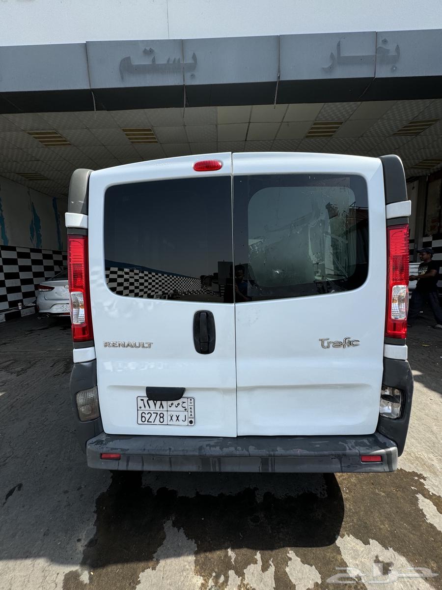 Renault Trafic 2014, has 90,000 km.63303126467715112