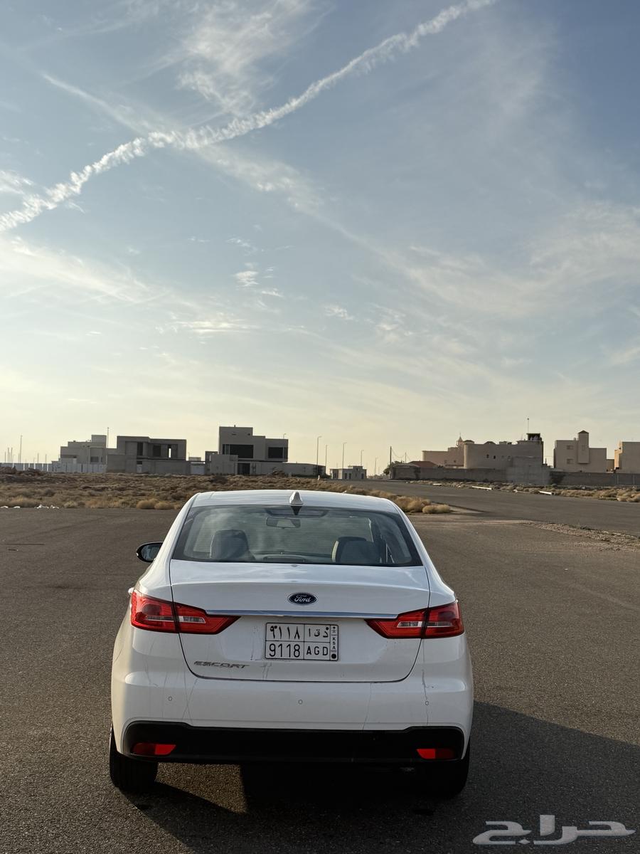 Ford Escort 202063298595782658113