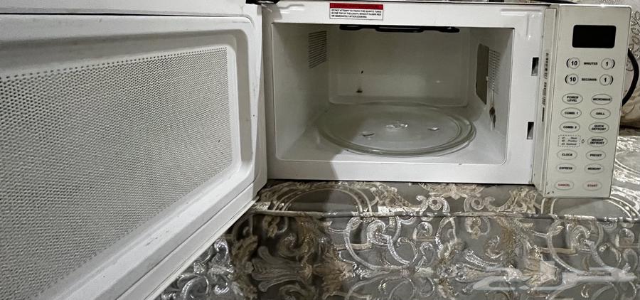 Microwave for sale, working and functional63197369514115112