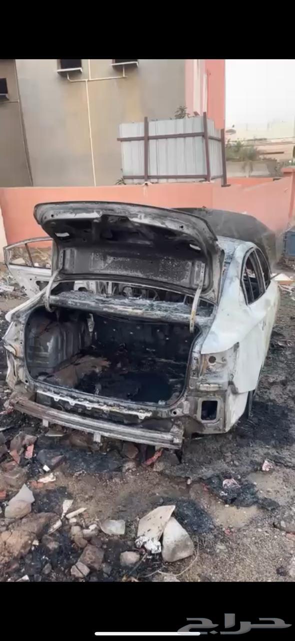 For sale, MG car with no damage63299222950273111