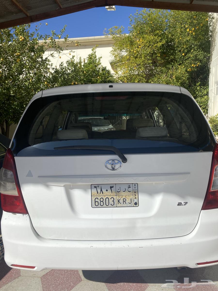 Innova 20014 with minor front collision, well-maintained, accident-free from agency63295864258050111