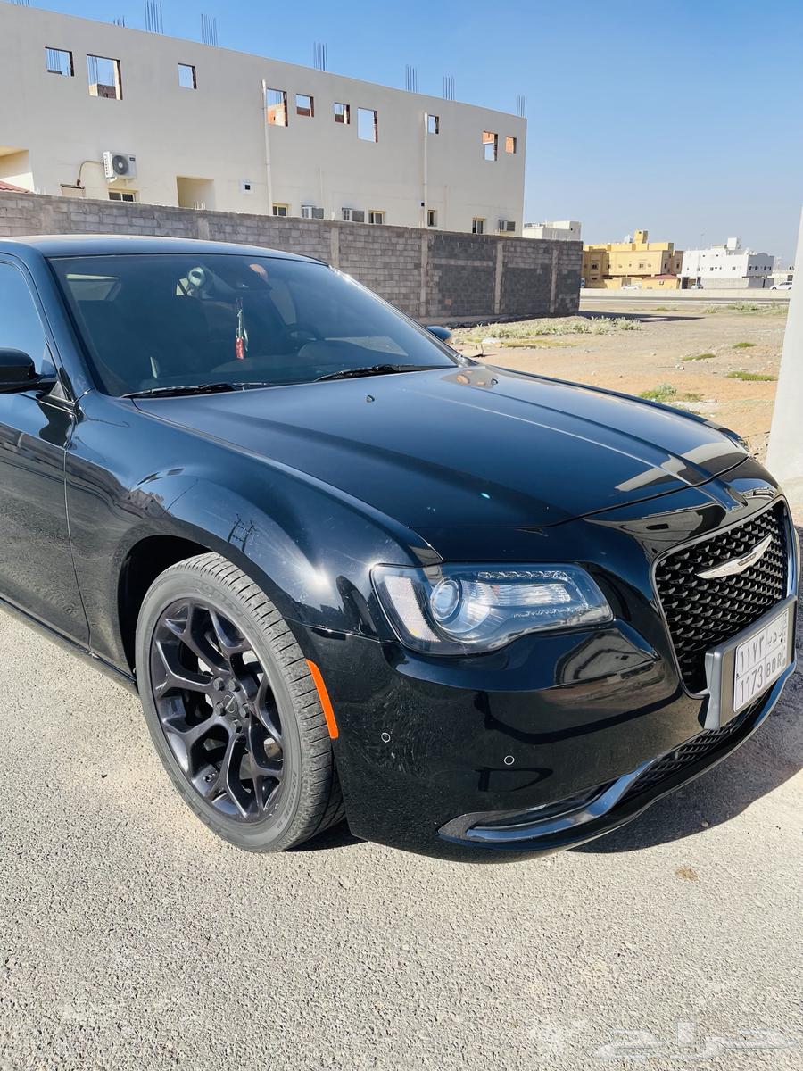 (بيعت السيارة) كرايزلر 300S 2022 فل كامل ممشى 25 الف نضيف63294946864642112