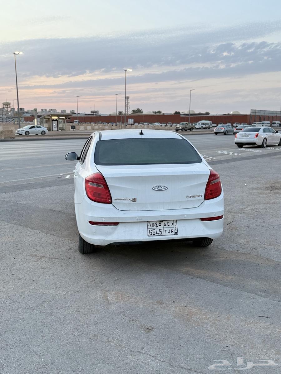 Sold63298119272834113