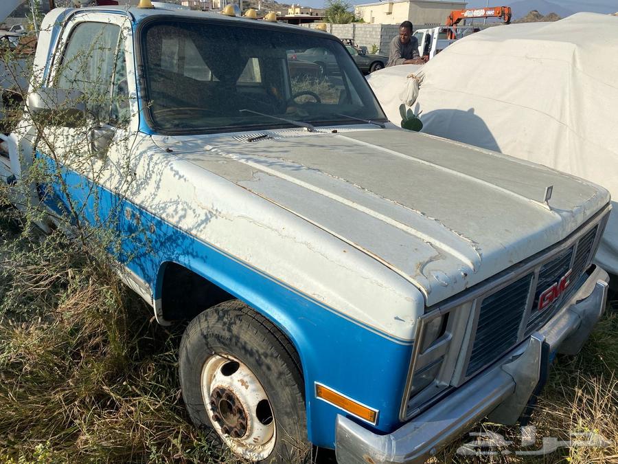 The surface is very dirty, and the tire needs to be replaced with a double tire.63294334004739114