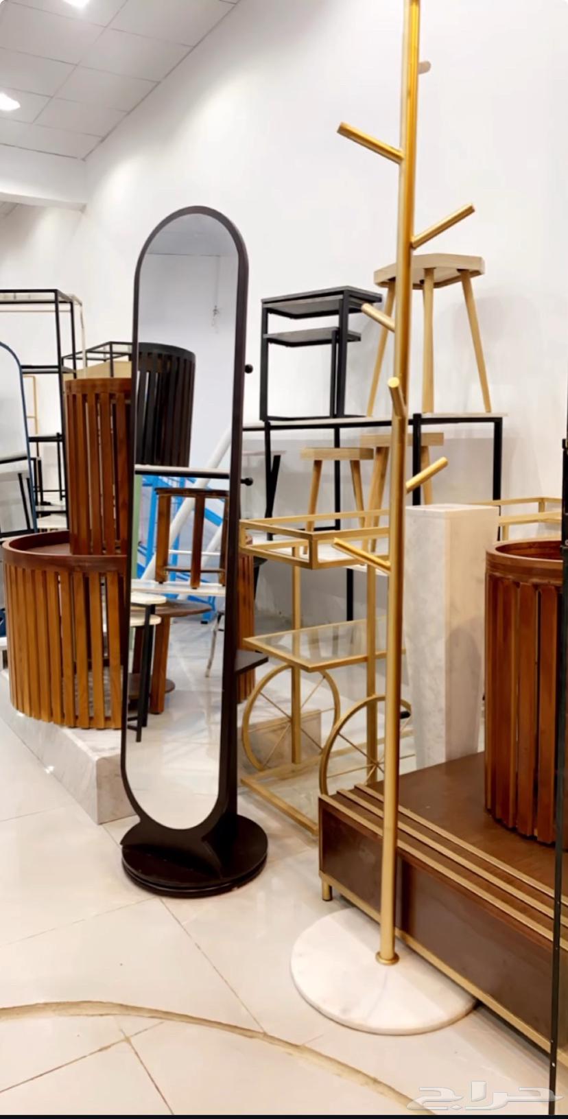 Tables for sale, swings and custom-made games. Welcome on WhatsApp.63199850550147113