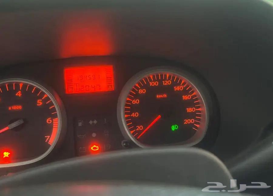 Renault car63289667169026112