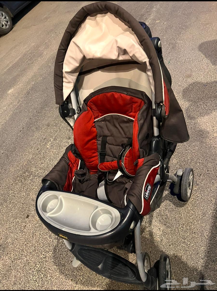Arabic and Chicco car seat in excellent condition63192319380867114