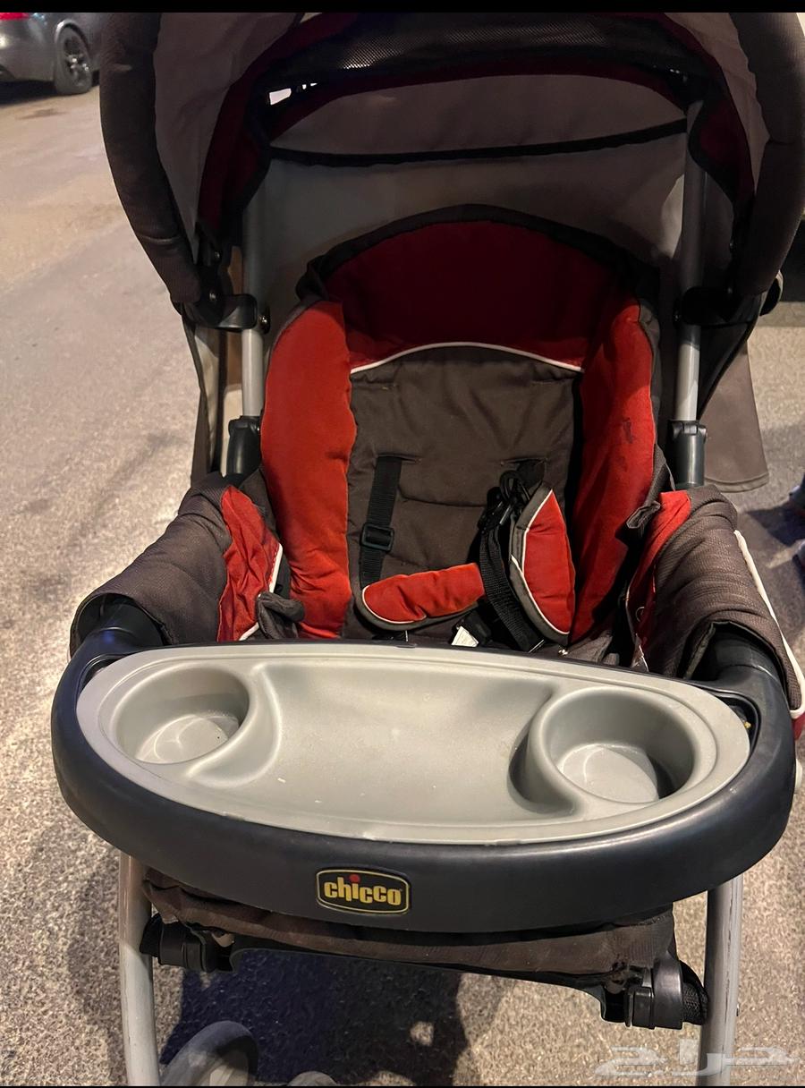 Arabic and Chicco car seat in excellent condition63192319380867113
