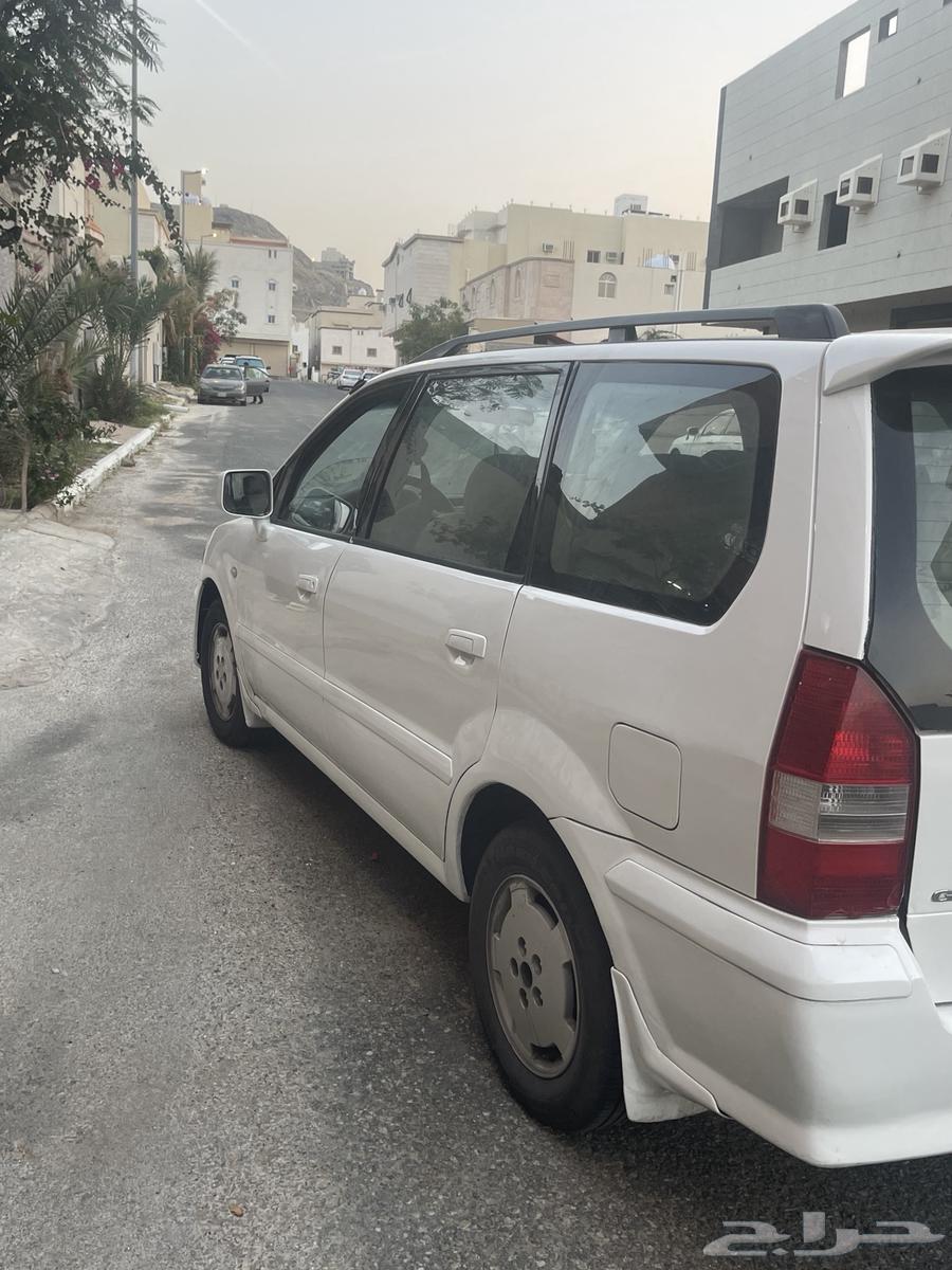 Mitsubishi Space Wagon 200263289676265603113