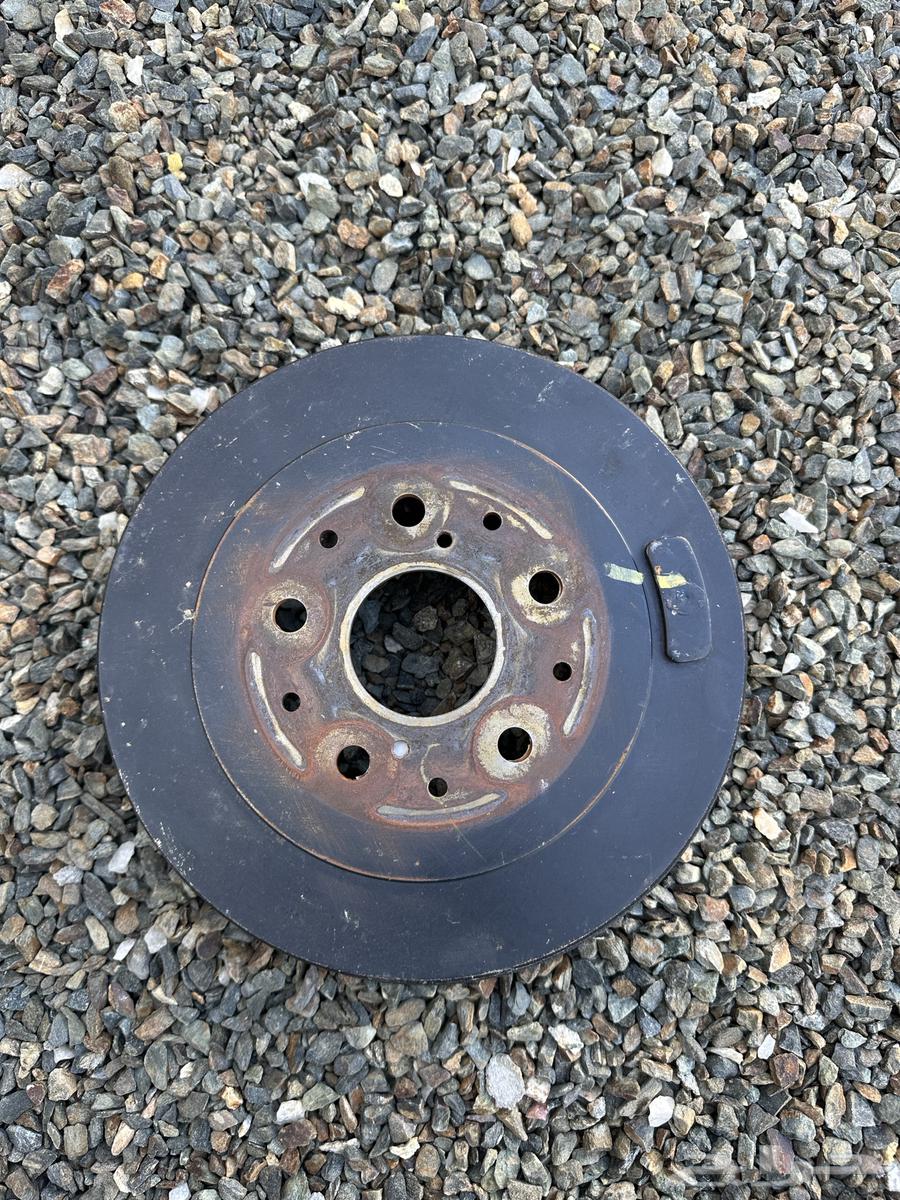 Rear hub caps for sale, genuine Toyota Hilux63009279601409112