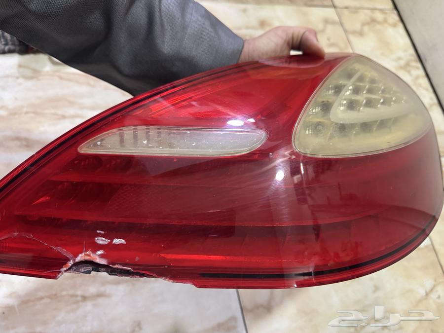 Rear lights of Panamera trunk63291720416643112
