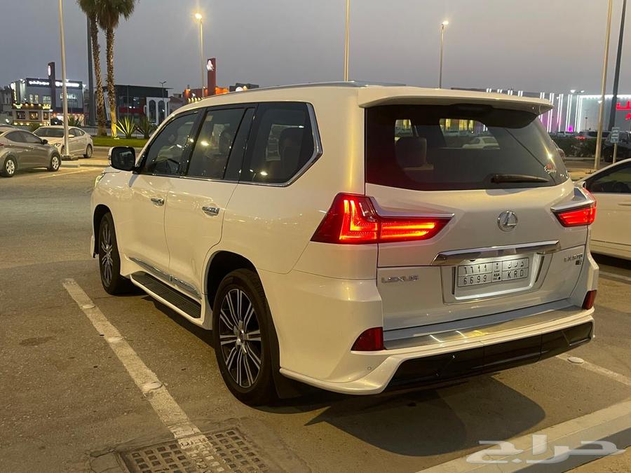 Lexus LX 570 202063290535874051113