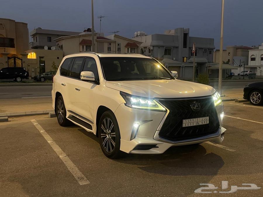 Lexus LX 570 2020632905358740511110