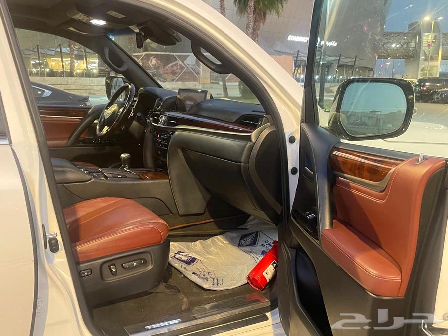 Lexus LX 570 202063290535874051114