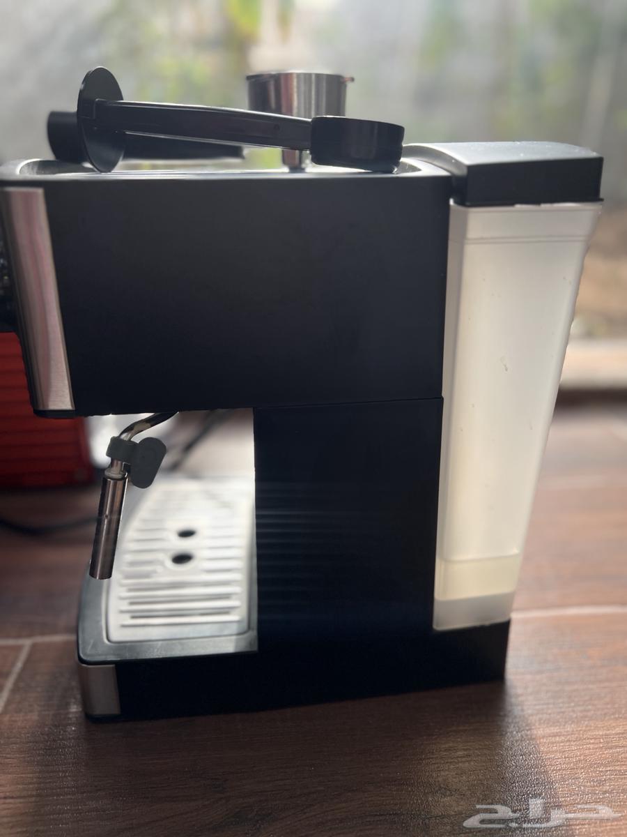 Coffee brewing machine and coffee maker63188854834945112