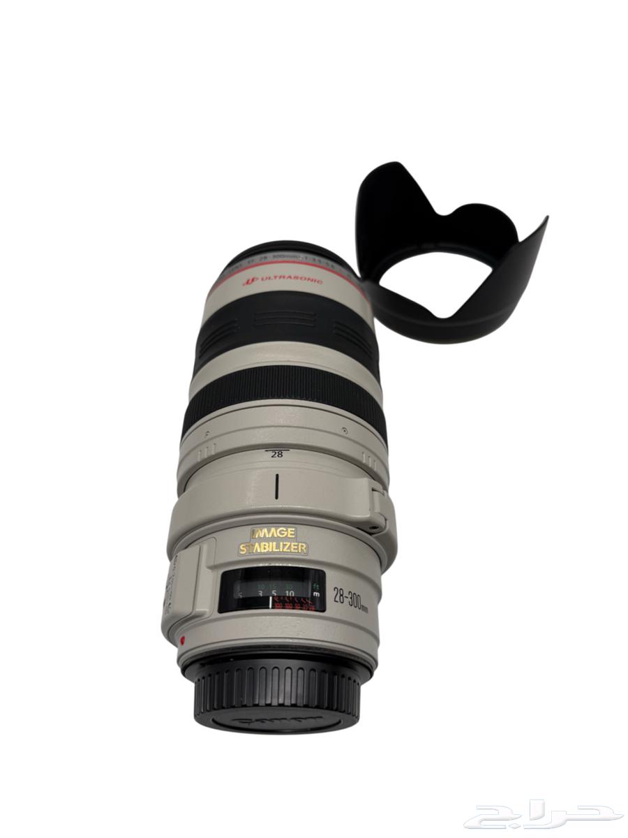 For sale Canon EF 28-300mm f/3.5-5.6L IS lens in excellent condition63188839794563111