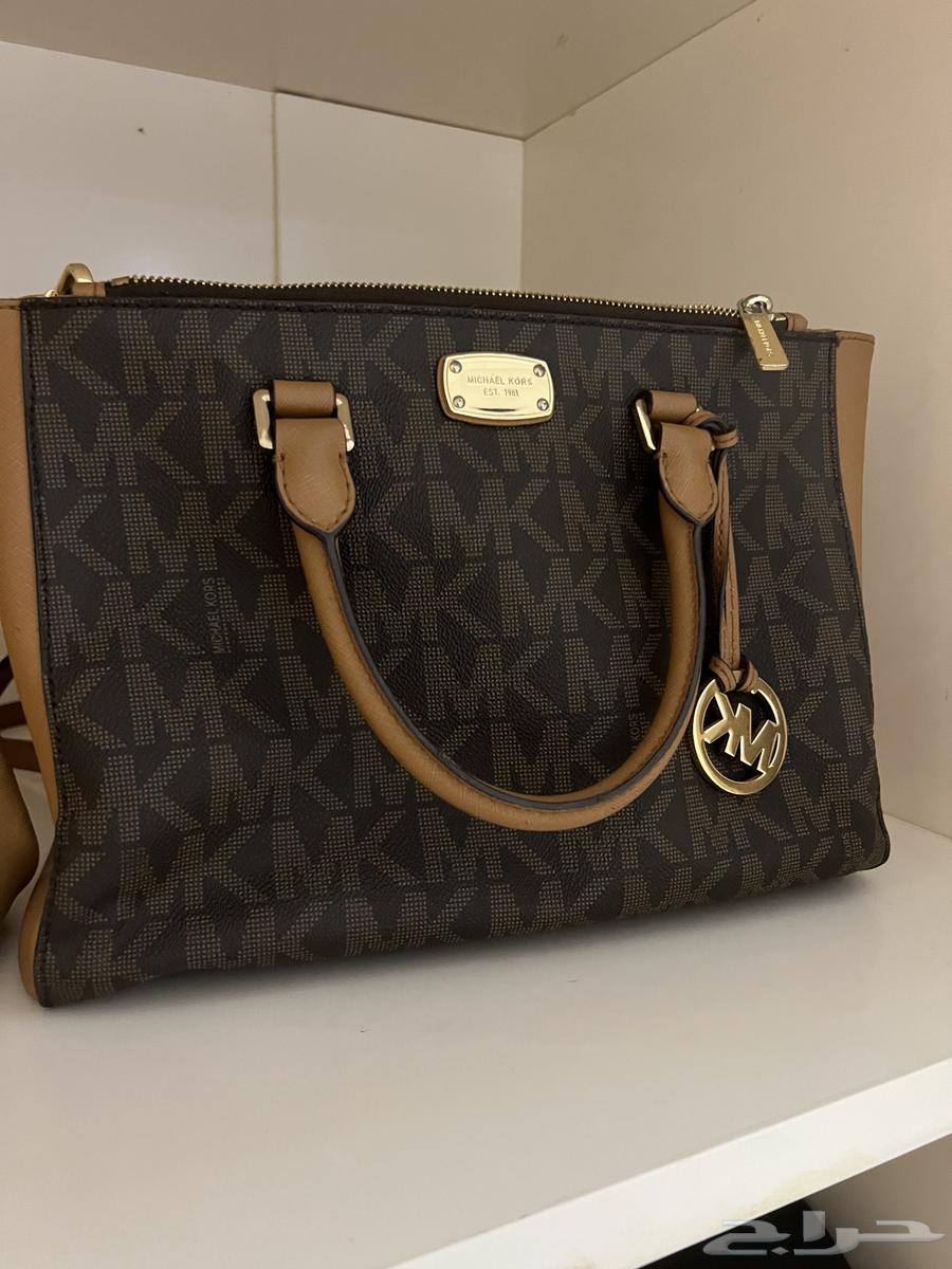 Two original brand bags63188862336259111