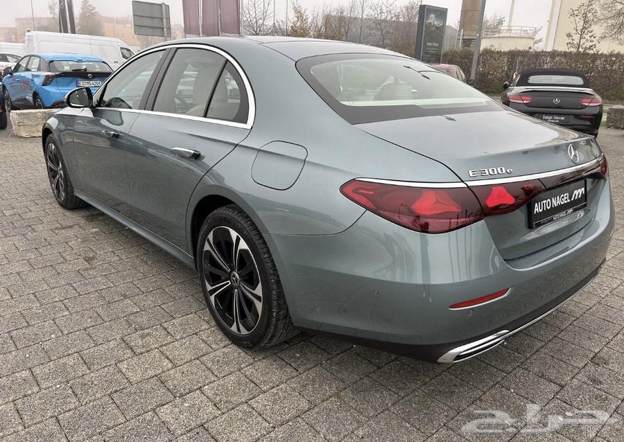 Mercedes-Benz E-Class 202463289841948290111