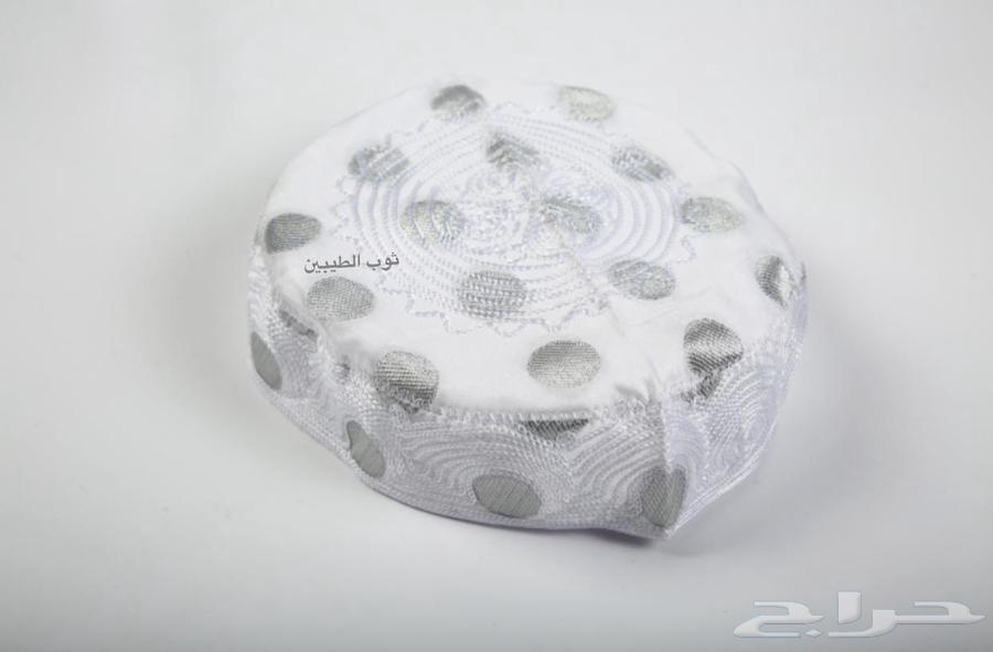 (Starting price 10 riyals) Caps with various shapes and colors63187429628162113