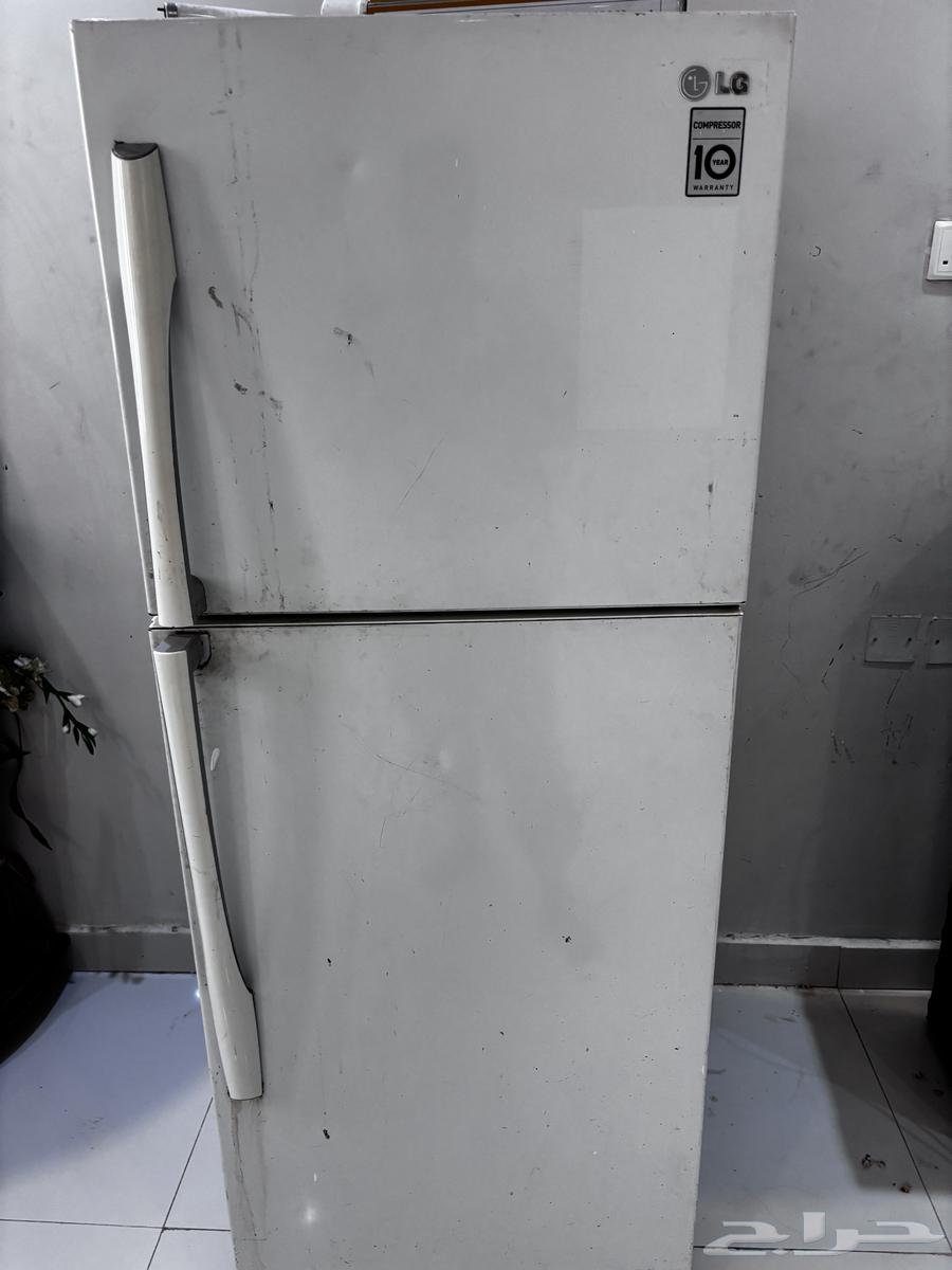 LG refrigerator, used, clean condition, ice maker, four-burner gas stove63187452782337113
