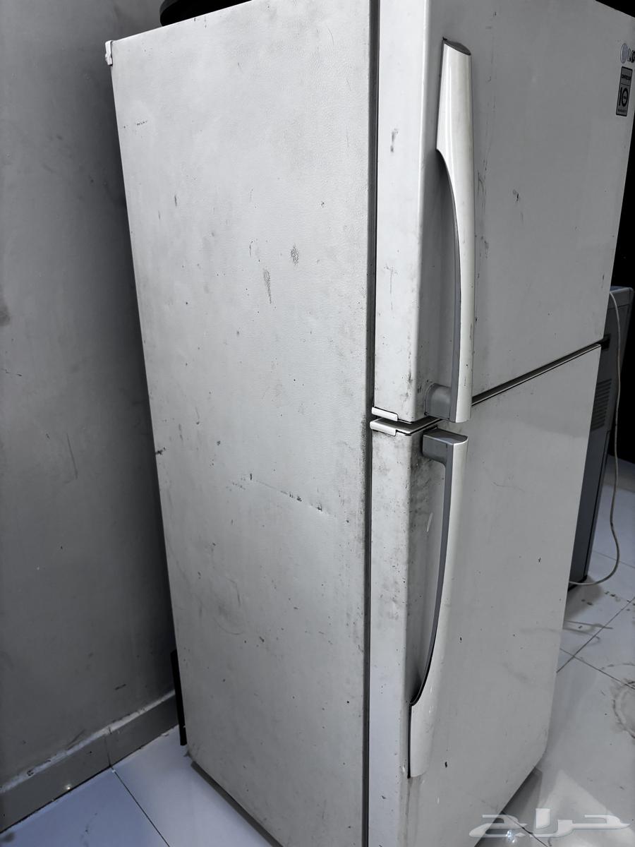 LG refrigerator, used, clean condition, ice maker, four-burner gas stove63187452782337112