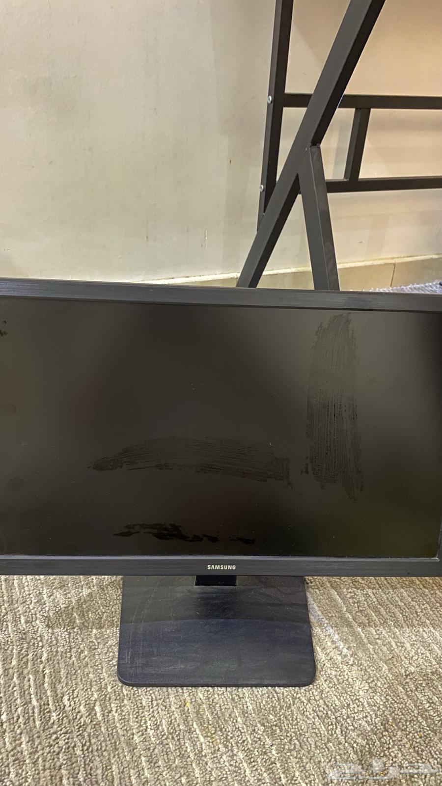 The screen has been used for two months, 60 frames63184429632514113