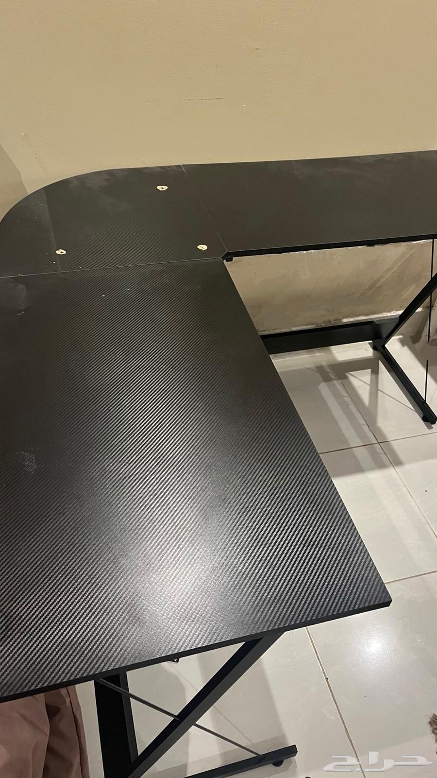 طاوله بي سي للبيع63183455175555111