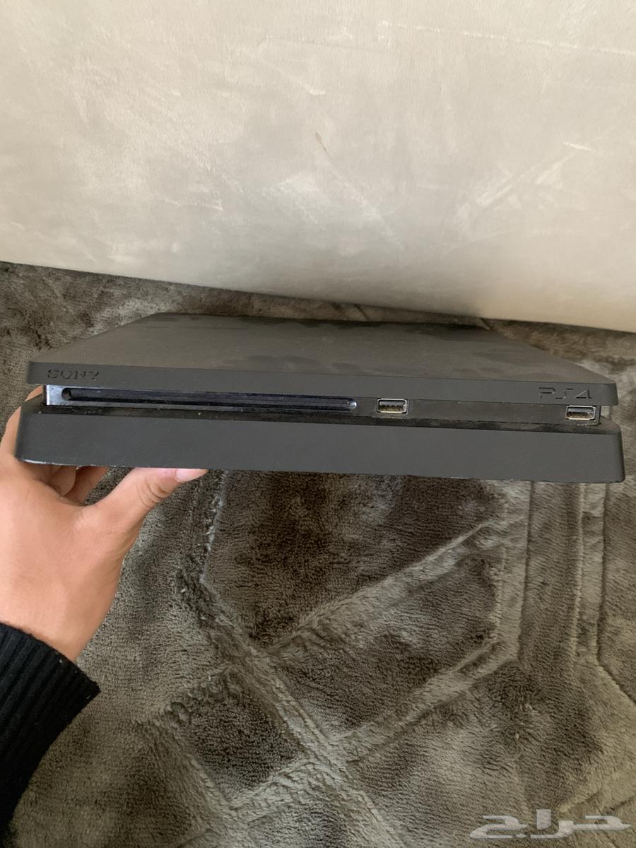 Sony 4 Slim for sale with all accessories and iPhone XR mobile phone63184449557635112