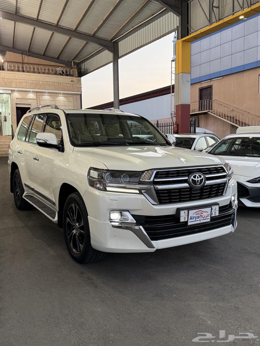 Land Cruiser GX-R 2021.. Sold63280417215490111