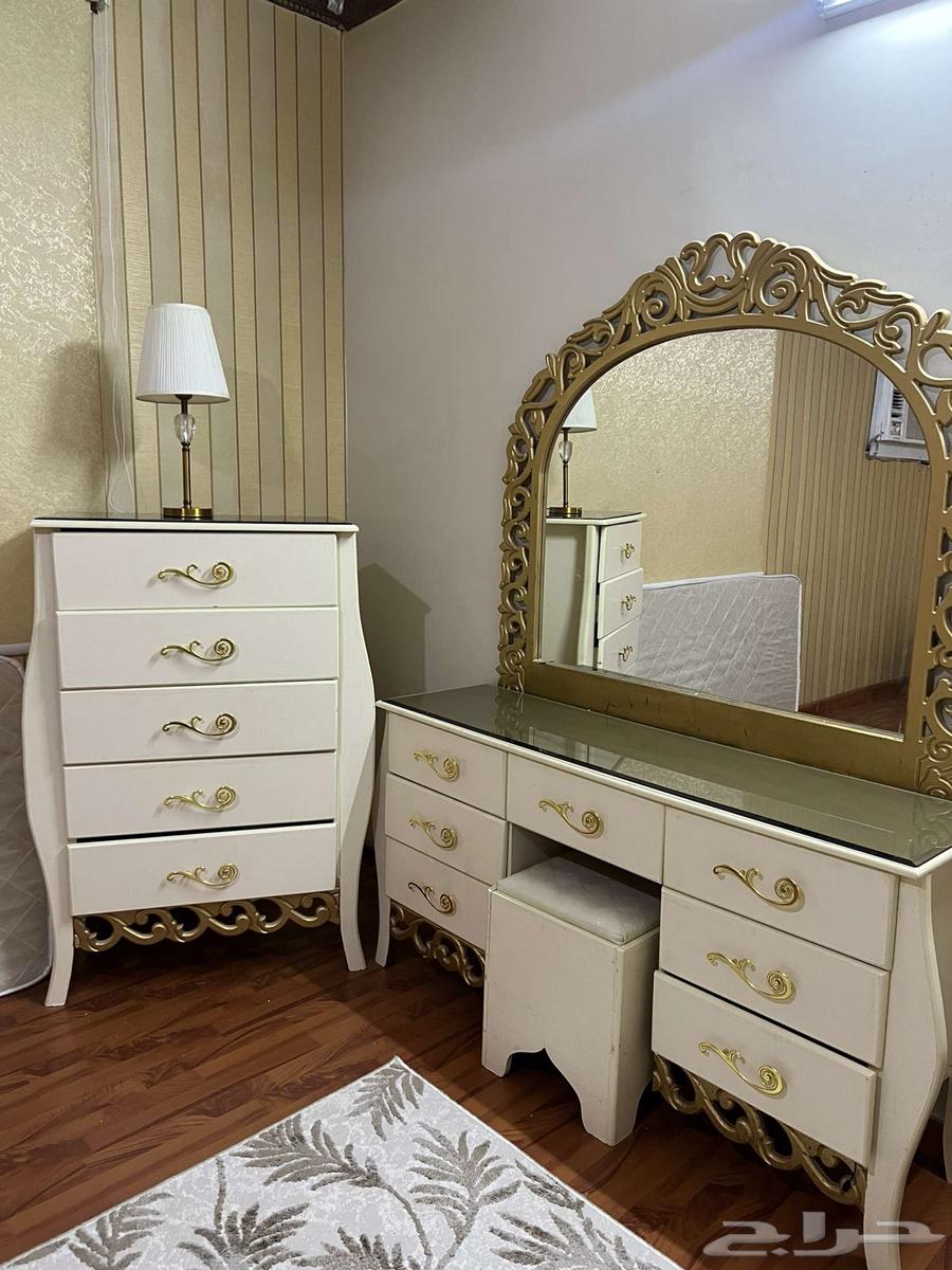 Bedroom63184445806209112