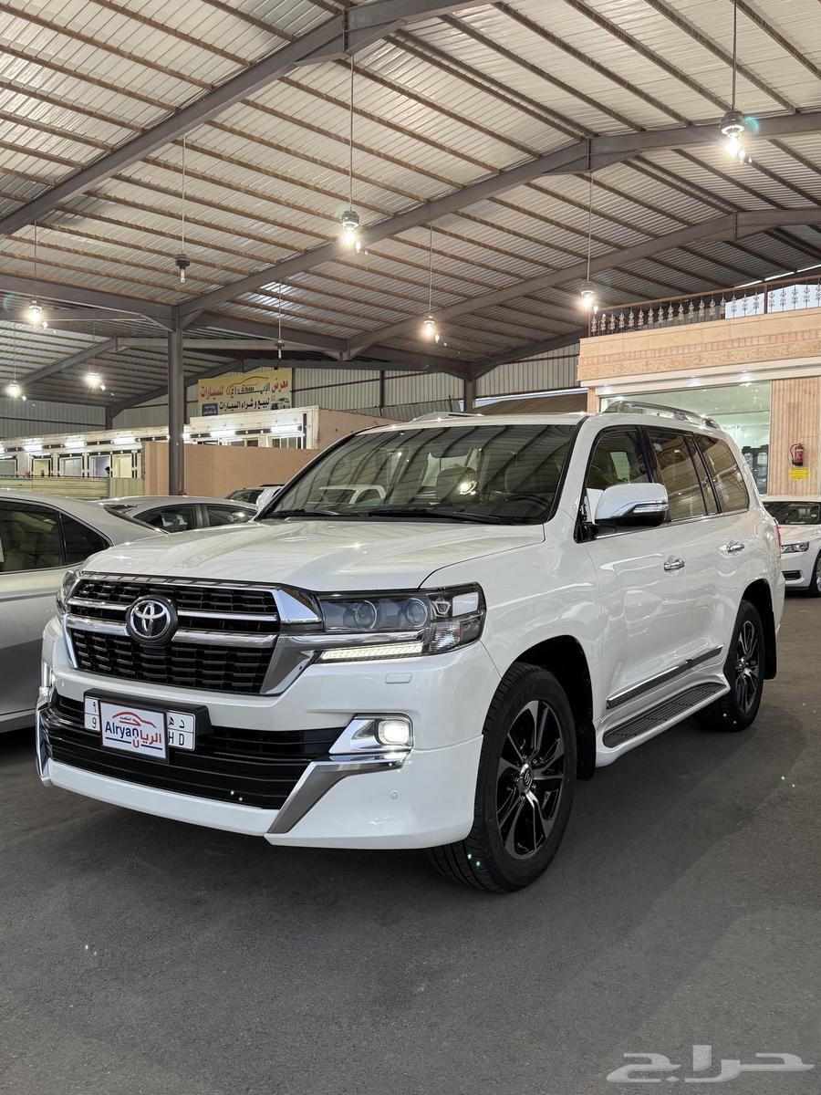 Land Cruiser GX-R 2021.. Sold63280417215490112