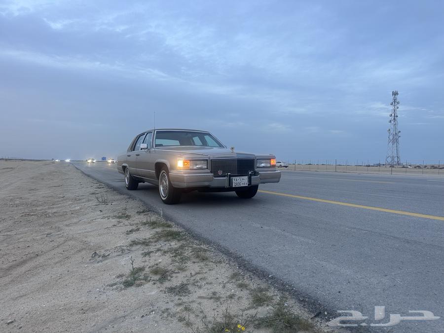 For sale, also model 1992 imported from Kuwait, golden color, beige interior63279581226115114
