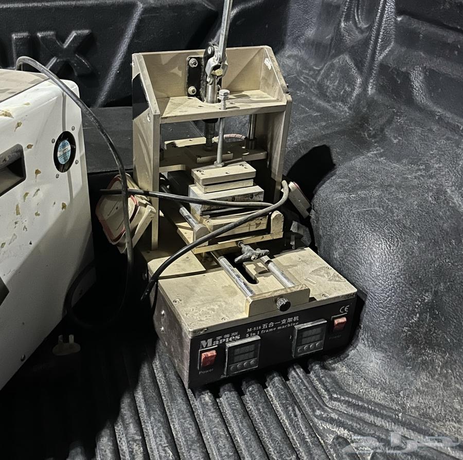 Semi-new iPhone screen manufacturing machine, not used much63183926311681111