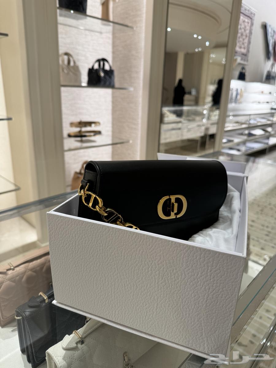 Original Dior with invoice for serious buyers only. Please contact. Price from 800063182503777027111