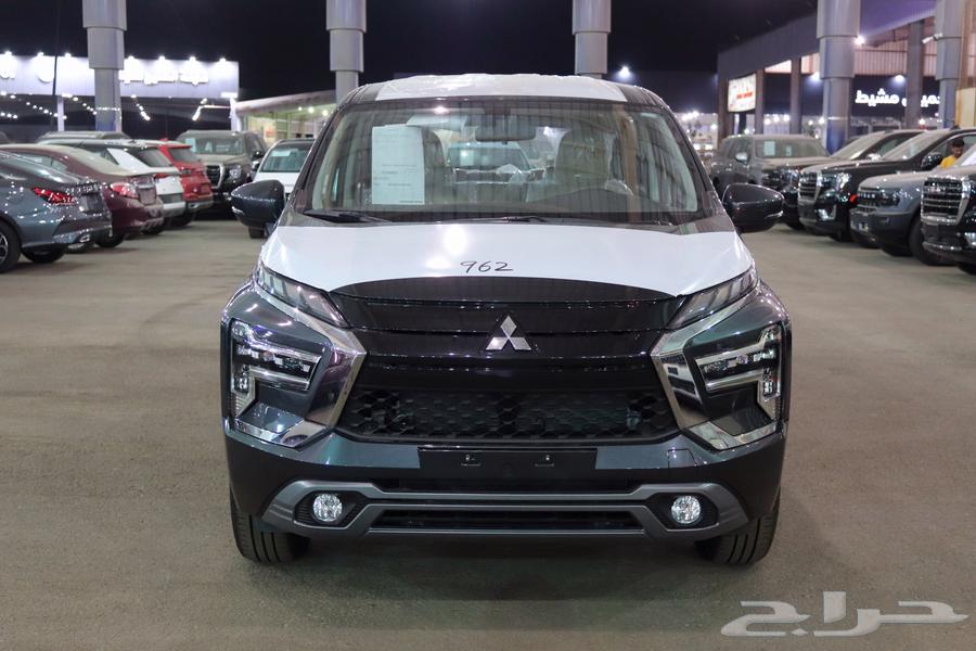 Mitsubishi Expander full option 2025 model for 71,30063312042799875111