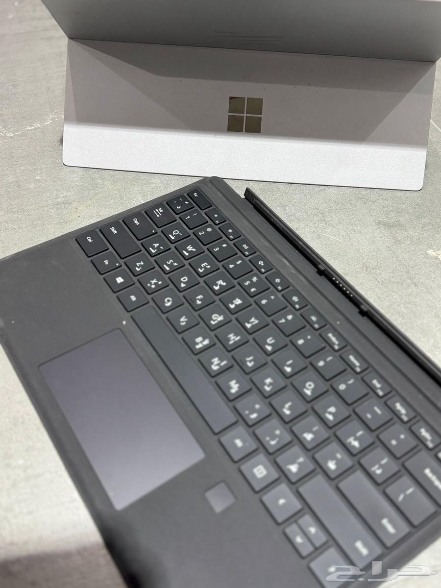 Microsoft Surface63179580244098111