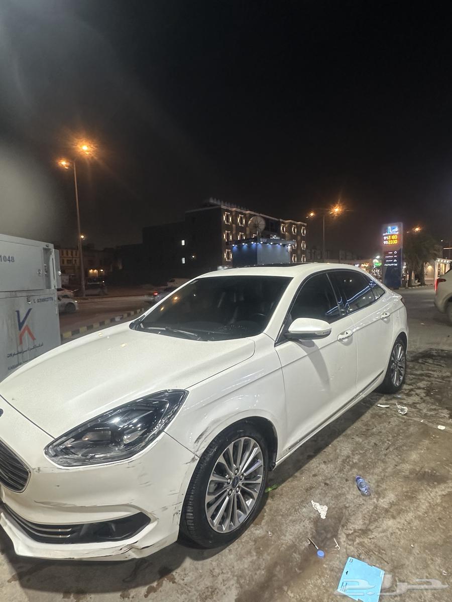 فورد اسكورت 202063324088302594114
