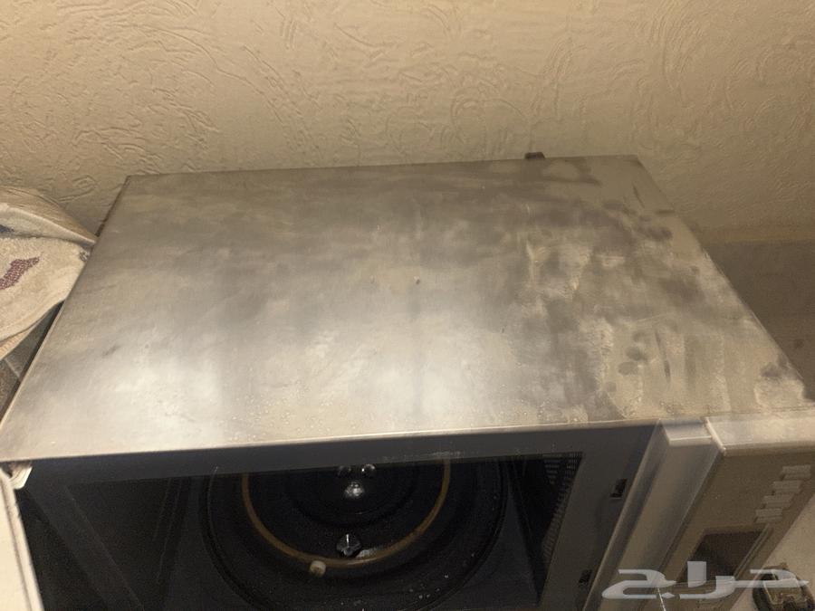 Oven and microwave, price 800, negotiable63165444307202114