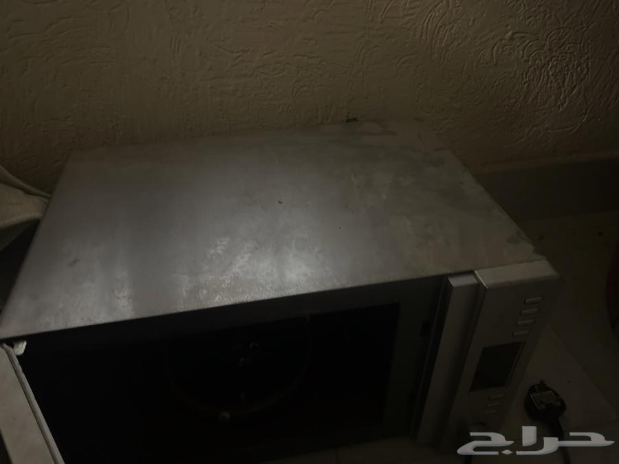 Oven and microwave, price 800, negotiable63165444307202113