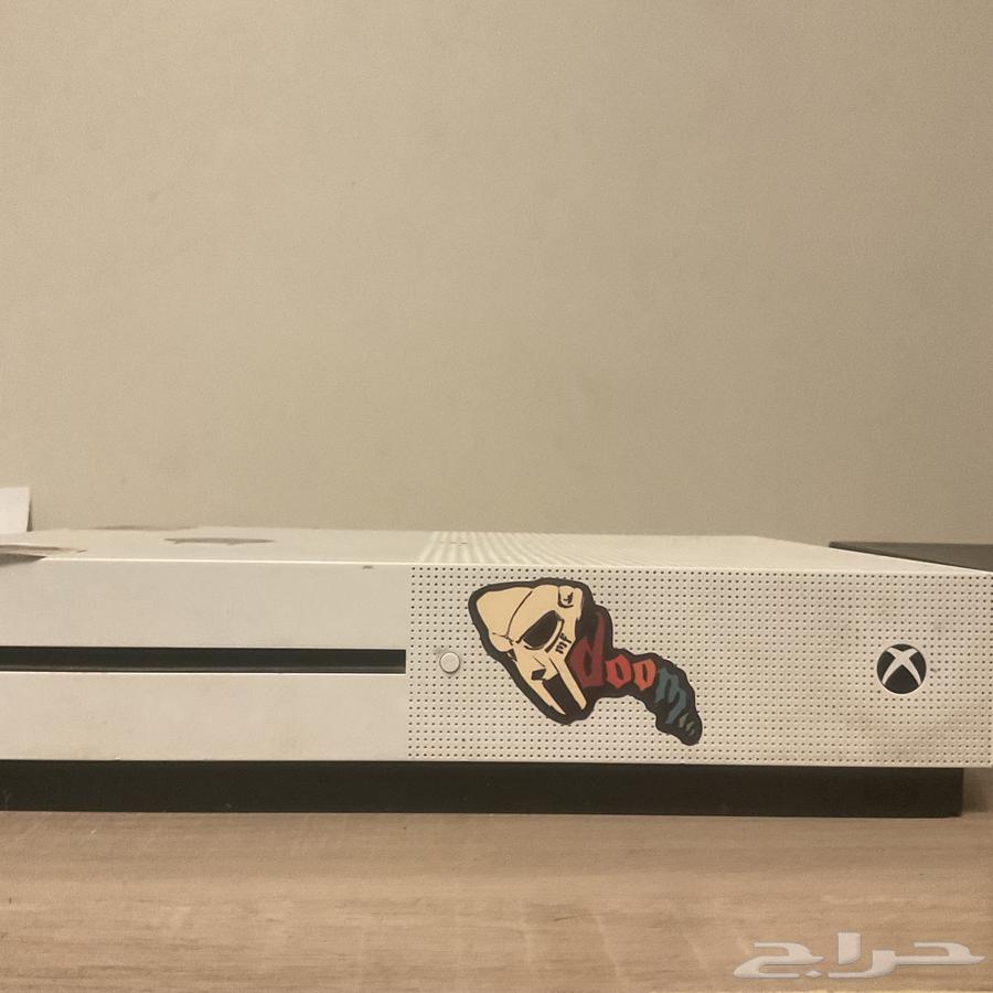 Xbox One S63221056857986112