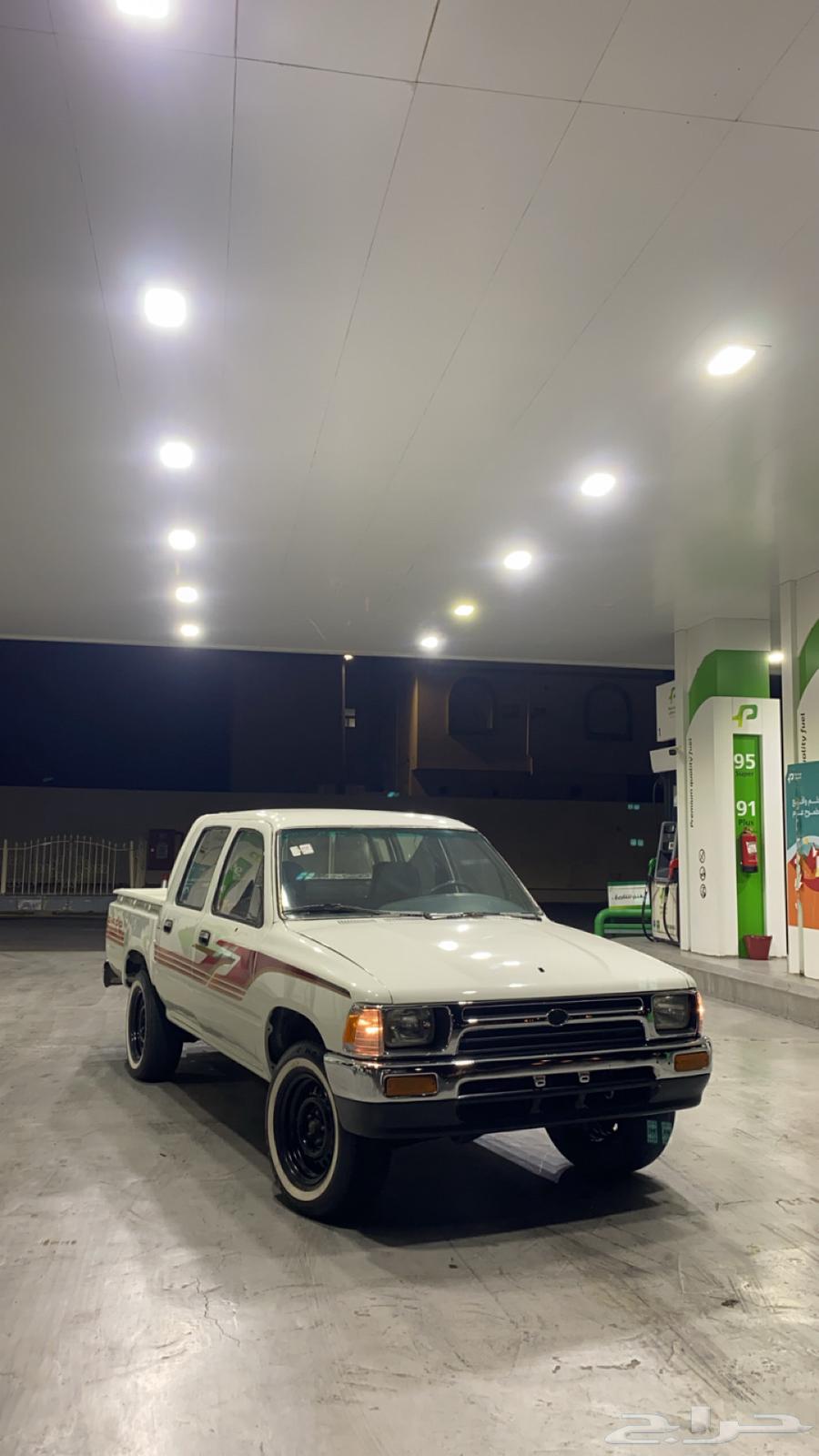 هايلكس مديل 1991 عليها شطرطون 1997 مرشوش كامل رش نضيف63268166802049111