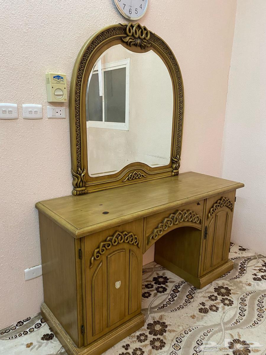 The bedroom is in good condition63177348525954119