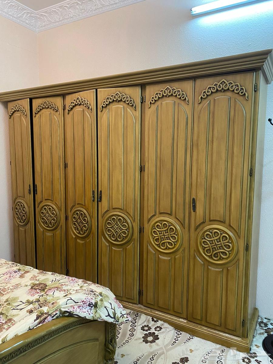 The bedroom is in good condition63177348525954111