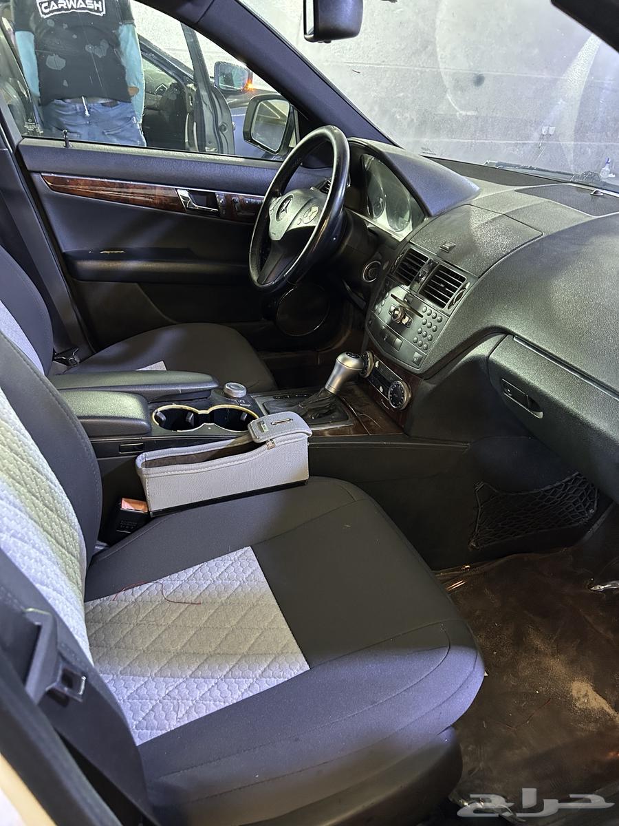 Sold Mercedes C350 2009 model63267384697602110