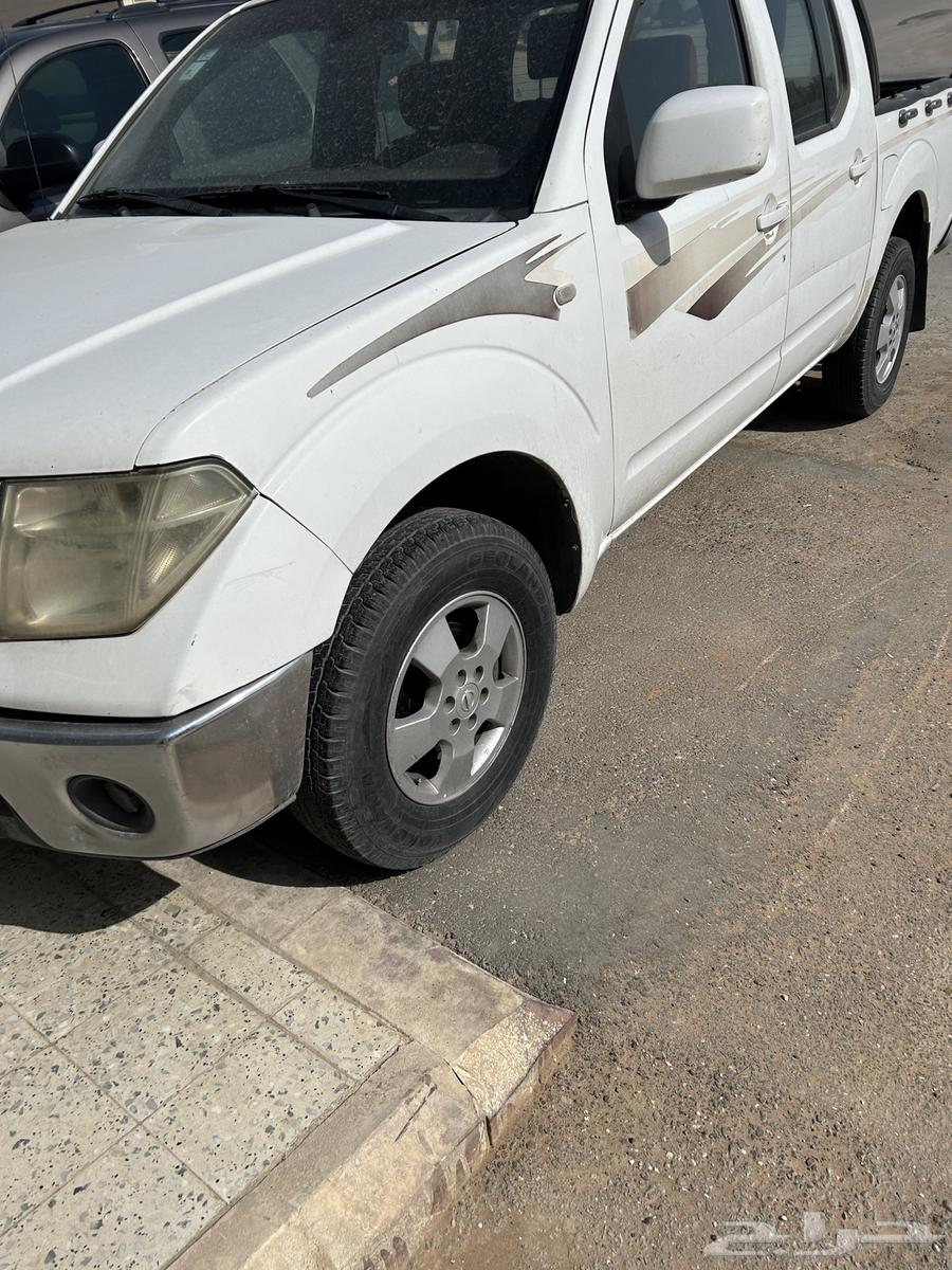 Nissan Navara, two units for sale, manual transmission, clean.632726660565781128