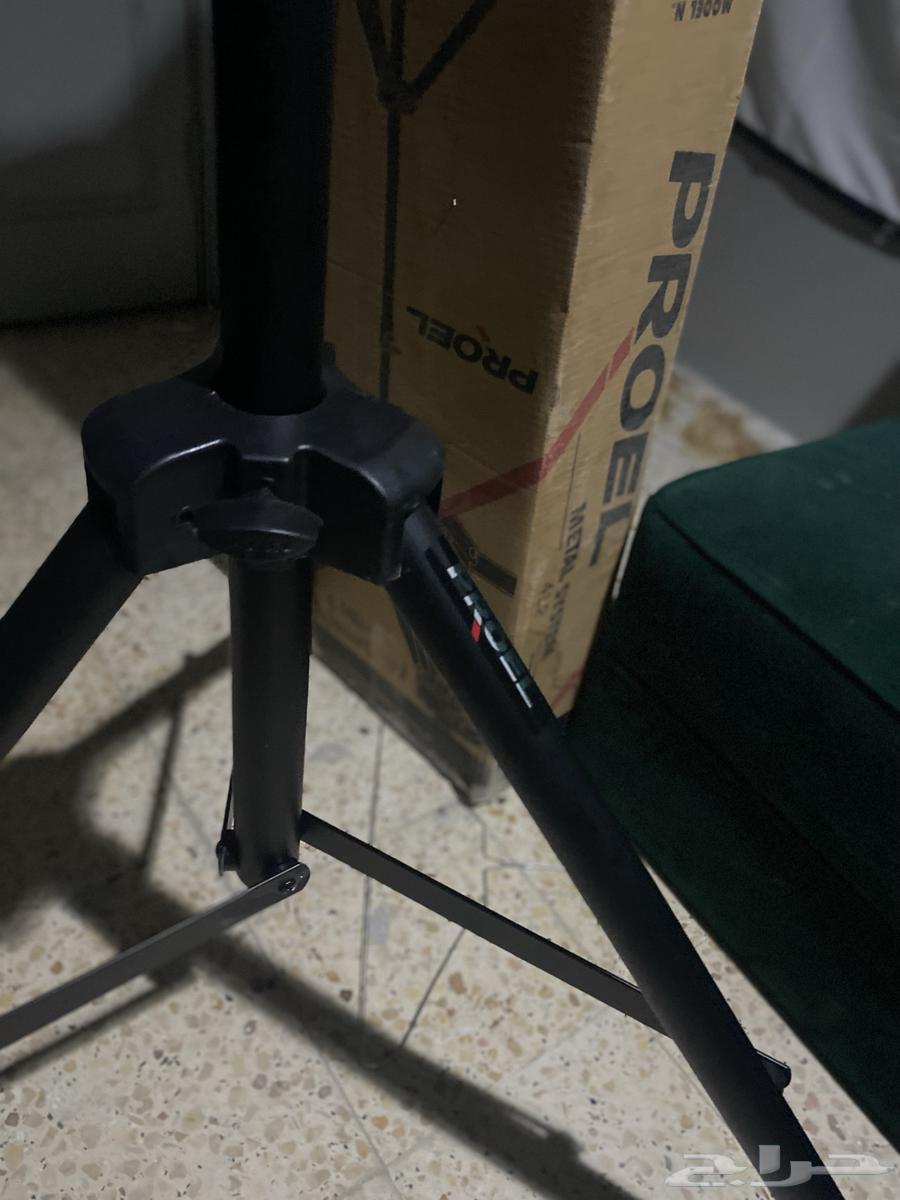 ستاند سماعات63178645578371114