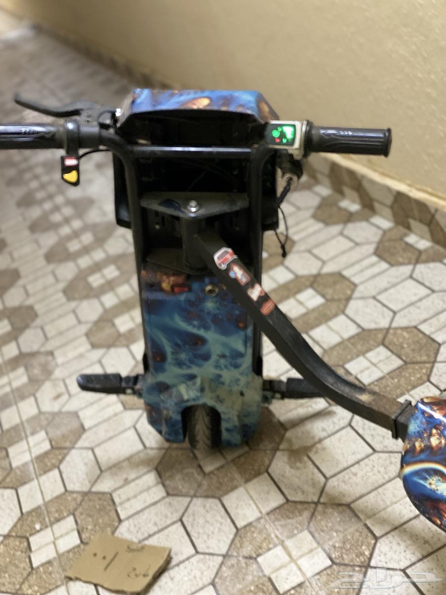 Hello, for sale a clean new scooter, new tires, everything works, brakes and acceleration.632669689936671129