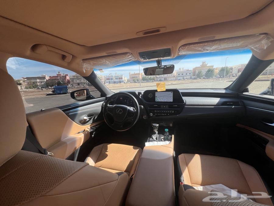 لكزس ES 250 -AA-2023- اللون ابيض لؤلؤي63268517174915114