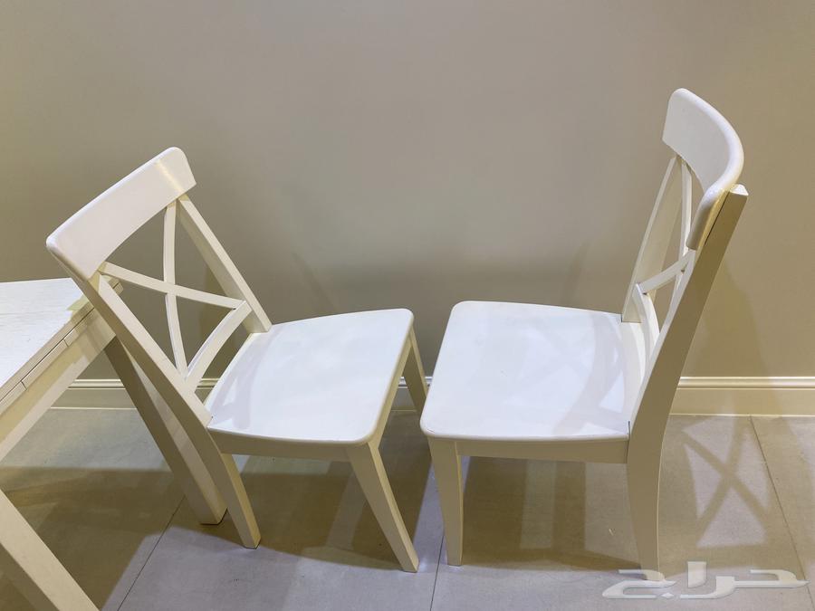 Dining table with chairs63204553845763111